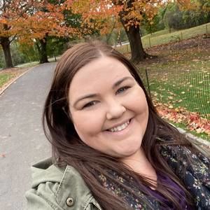 Meet your Posher, Abbey